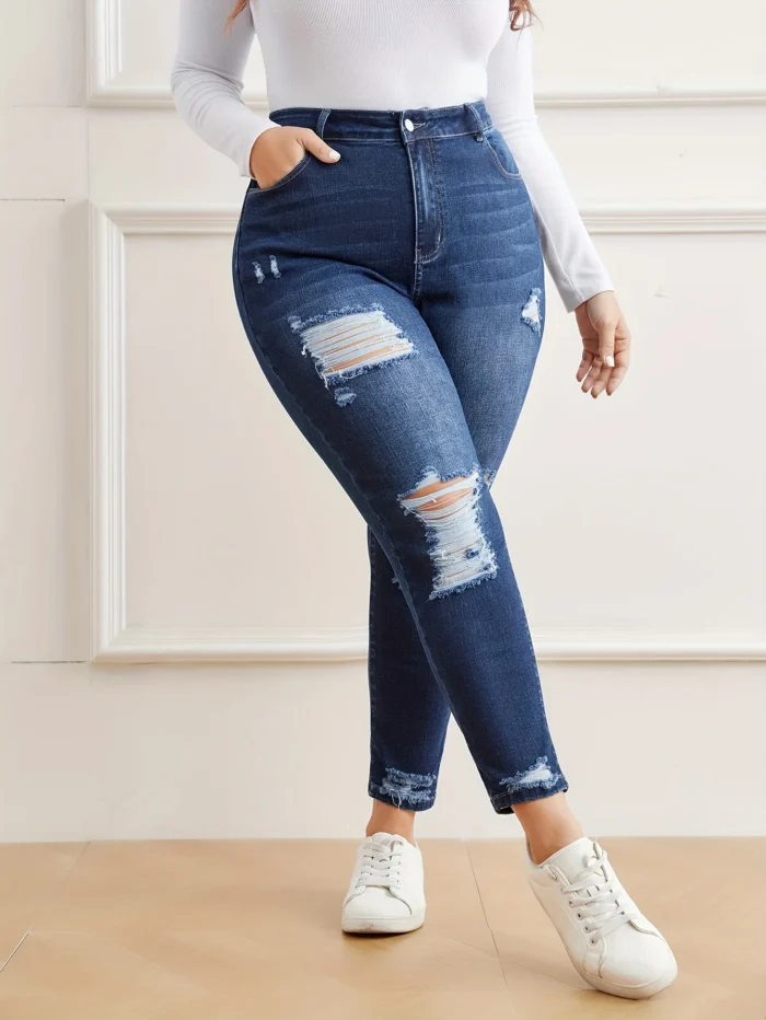 Women's plus size ripped jeans tight hip lifting - Image 3