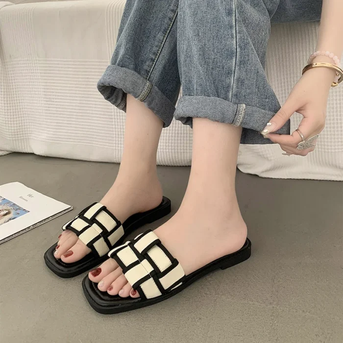 Summer 2025 Braided Flip-flops Women's Open-toe Wear Temperament with Chunky Fashion Slippers, Beach Shoes, Women's Shoes - Image 4